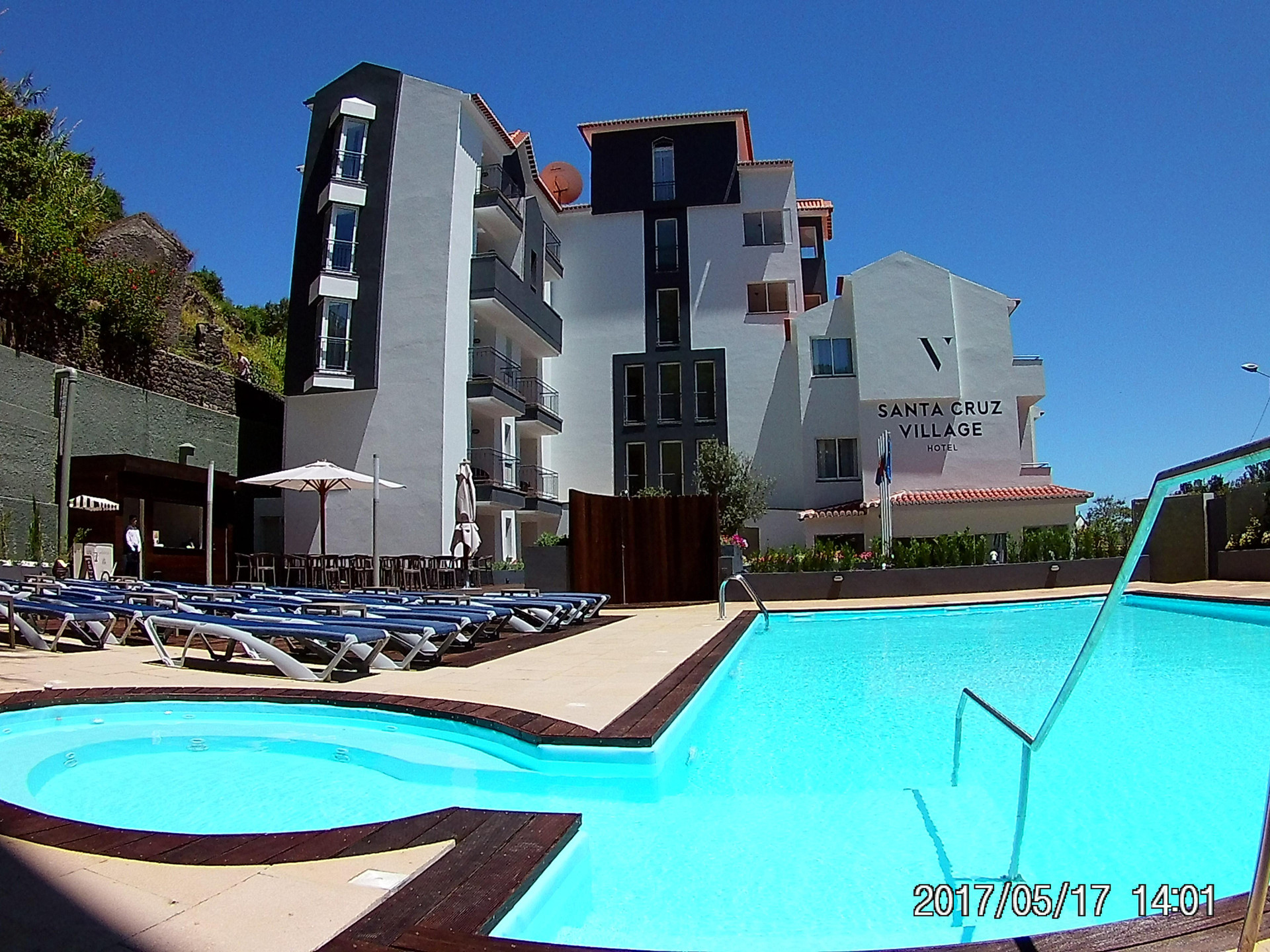 Vista Piscina Santa Cruz Village Hotel