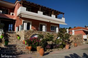 Alojamiento - Saint George Hotel & Rooms