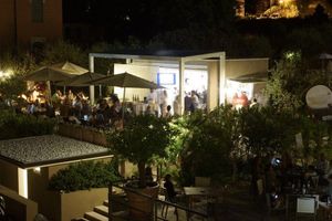 Alojamiento - Bella Hotel & Restaurant