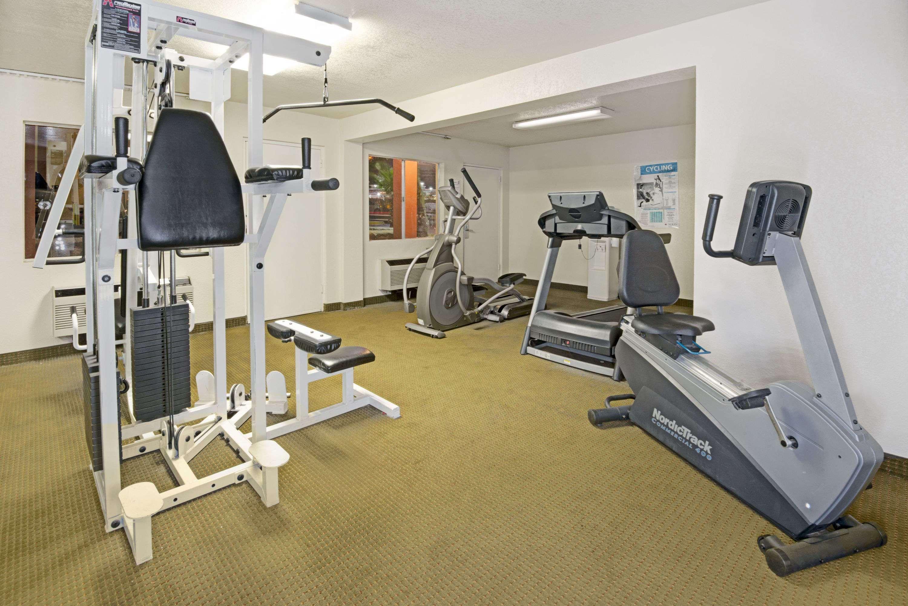 Instalaciones Recreativas Super 8 by Wyndham El Paso Airport