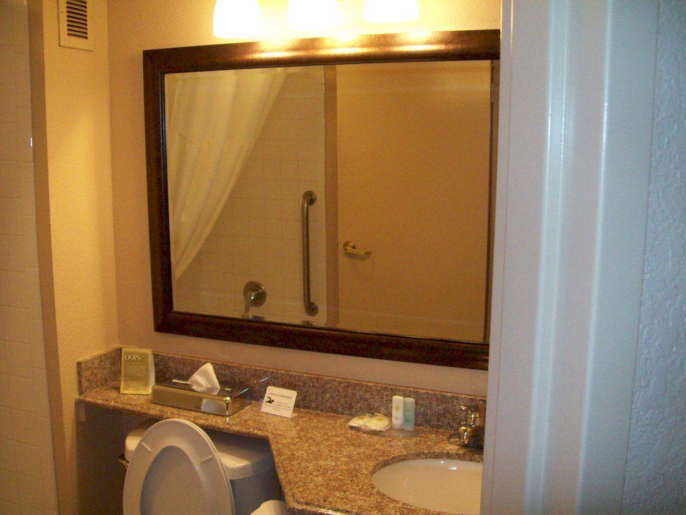 Guest room amenity Comfort Inn Hwy. 290/NW