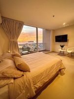 Alojamiento - Aparta suite with view to the international marina