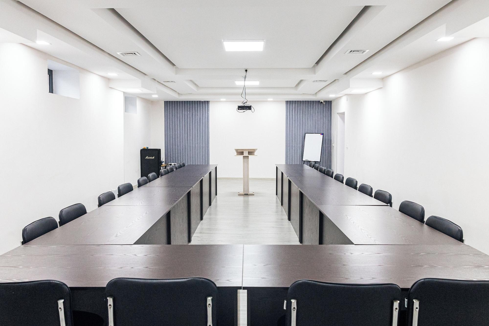 Sala de Reuniones Grand Fergana Hotel