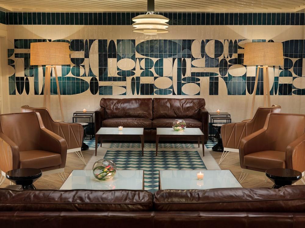 Vista Lobby Kata Bai D Inn