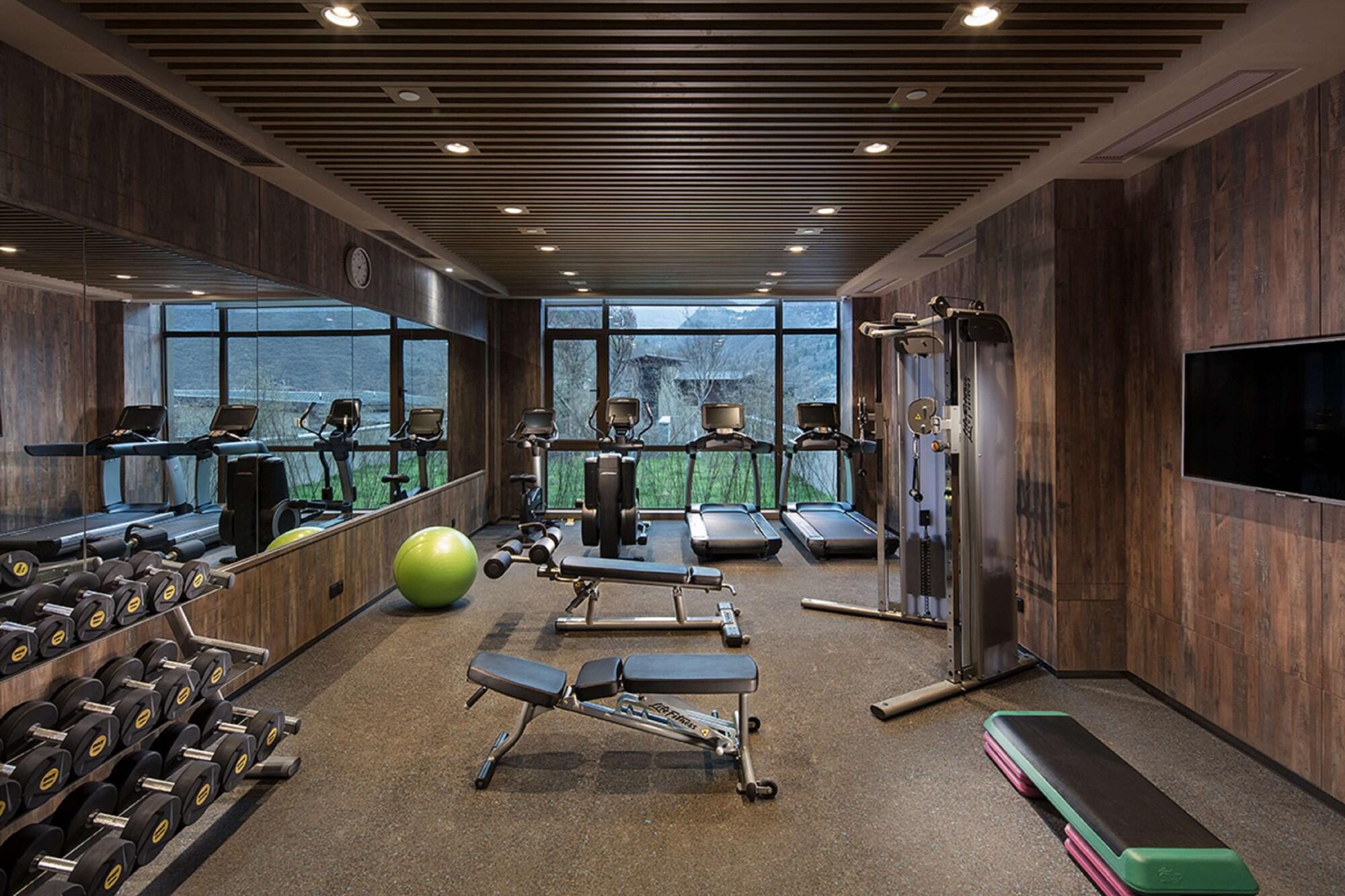 Gimnasio Conrad Jiuzhaigou