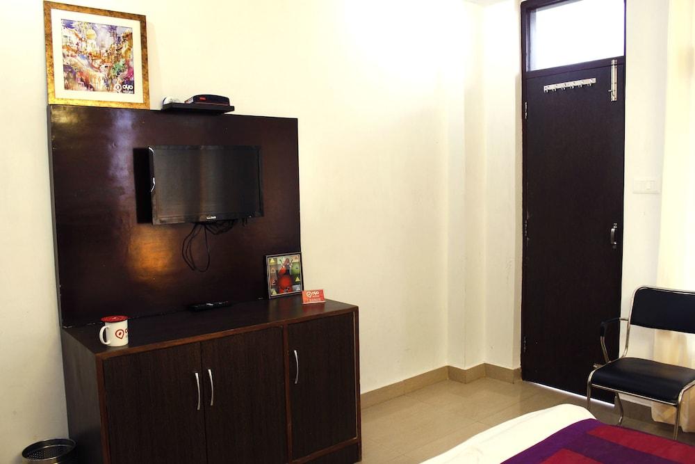 Set de Habitación OYO Rooms Devdar Valley