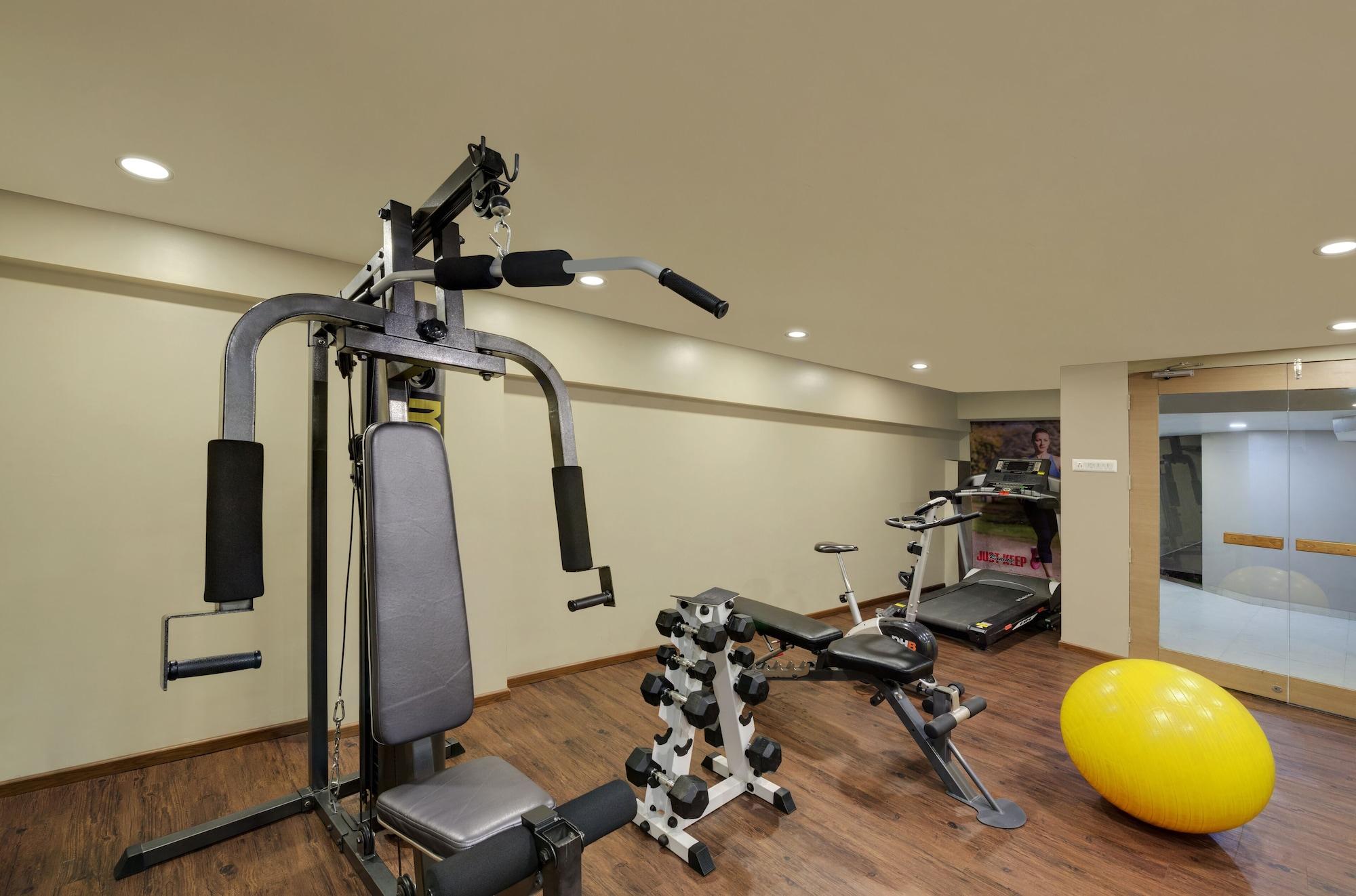 Gimnasio Central Beacon Hotel Surat