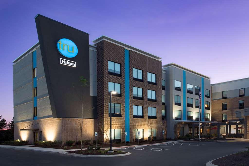 Vista Exterior Tru by Hilton Murfreesboro