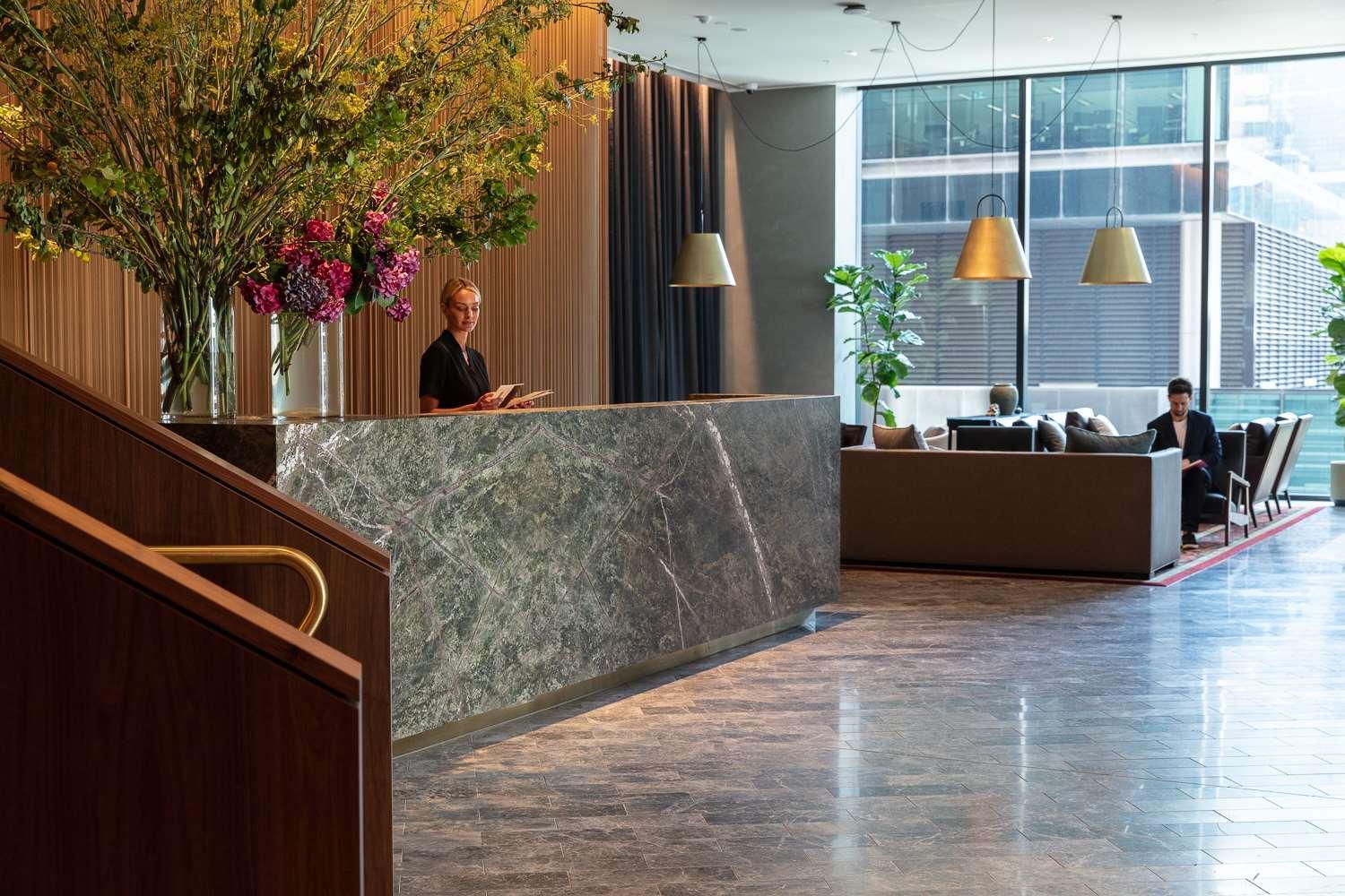 Vista Lobby Next Hotel Melbourne, Curio Collection by Hilton
