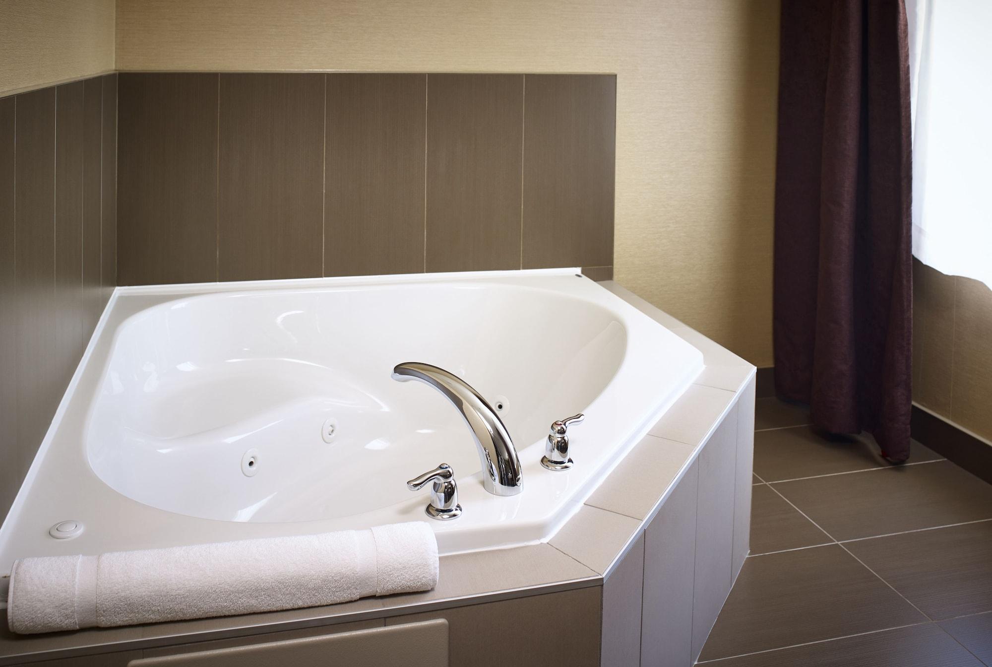 Habitación Holiday Inn Express & Suites Timmins by IHG