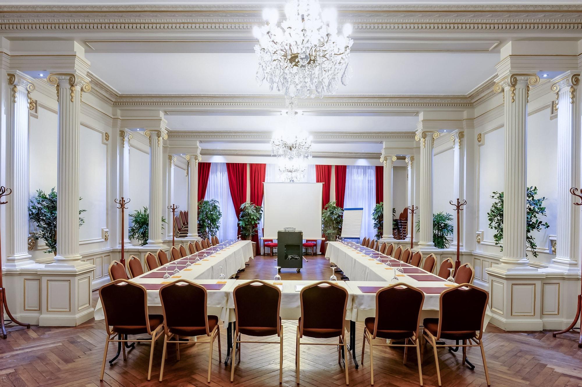 Sala de Reuniones Hôtel de l'Univers