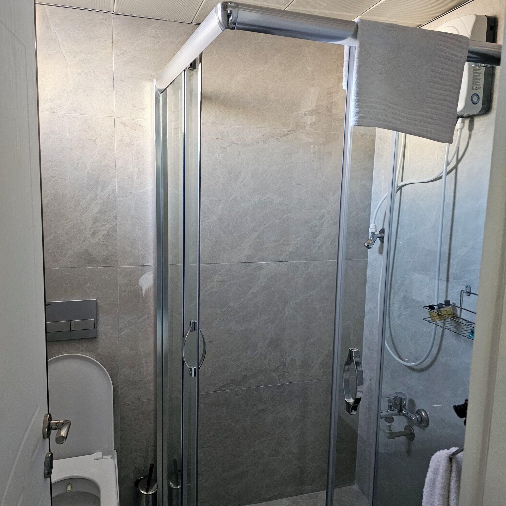 Equipamiento de Habitación Mose Restoran Motel Beach