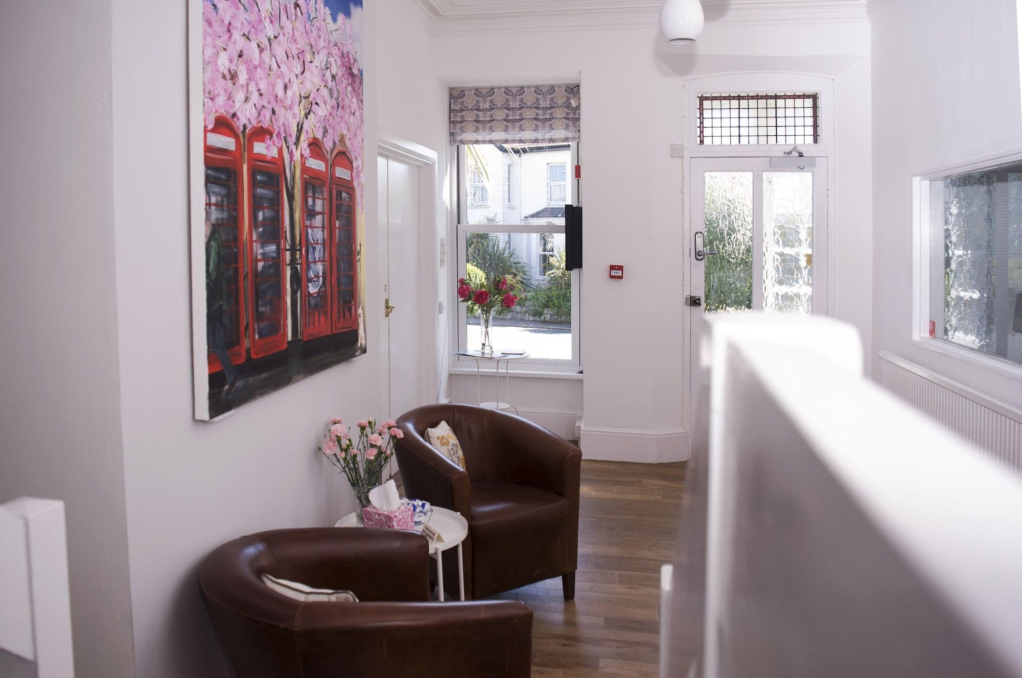 Vista Lobby Gyllyngvase House