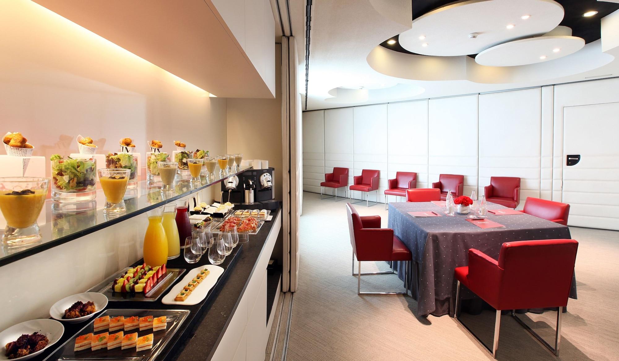 Sala de Reuniones Cram Hotel