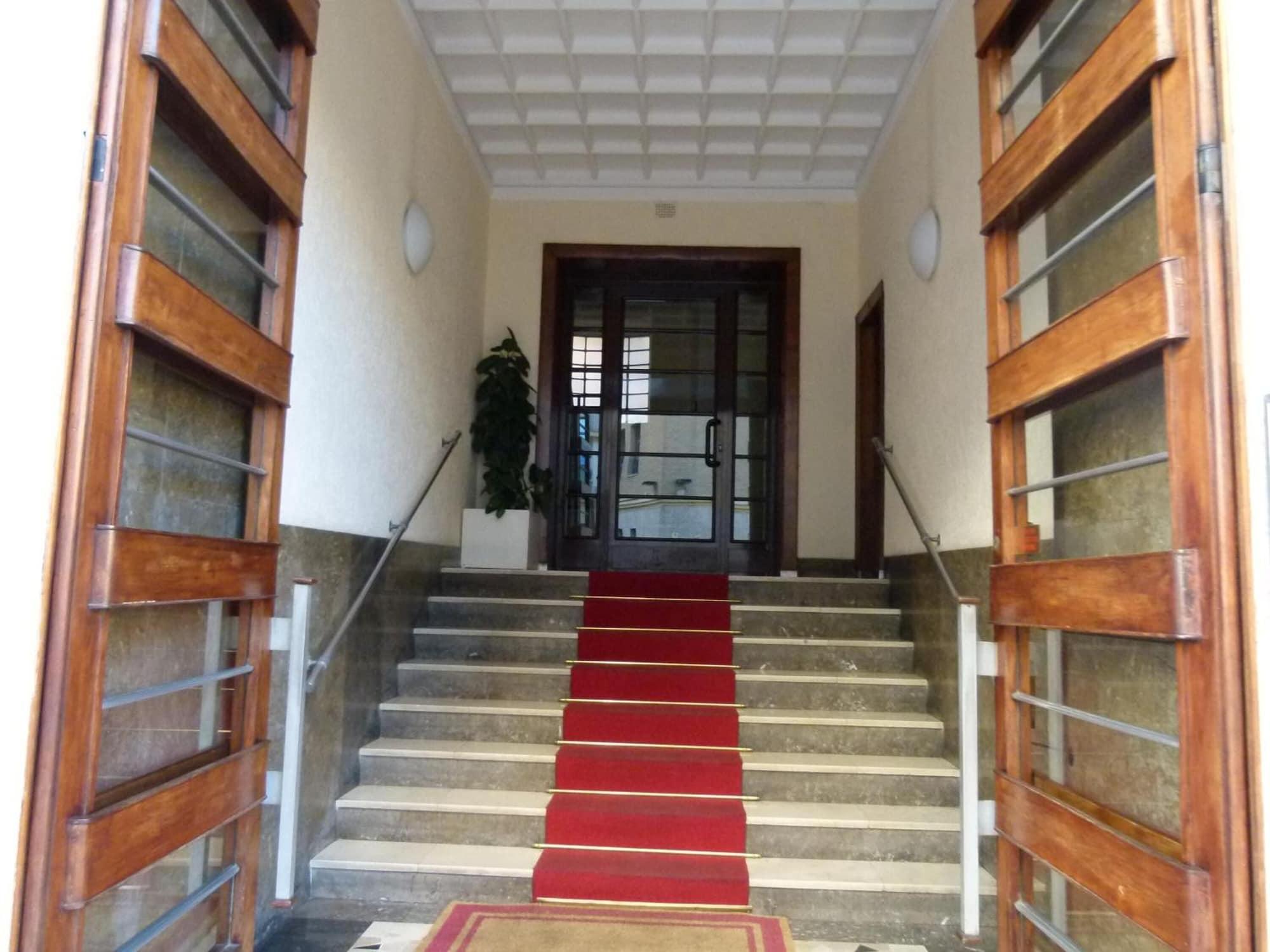 Vista Exterior Amica Rome Guest House