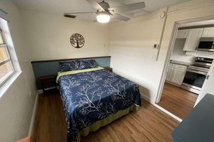 Alquiler Vacacional - Riverbend Cottage under Oaks