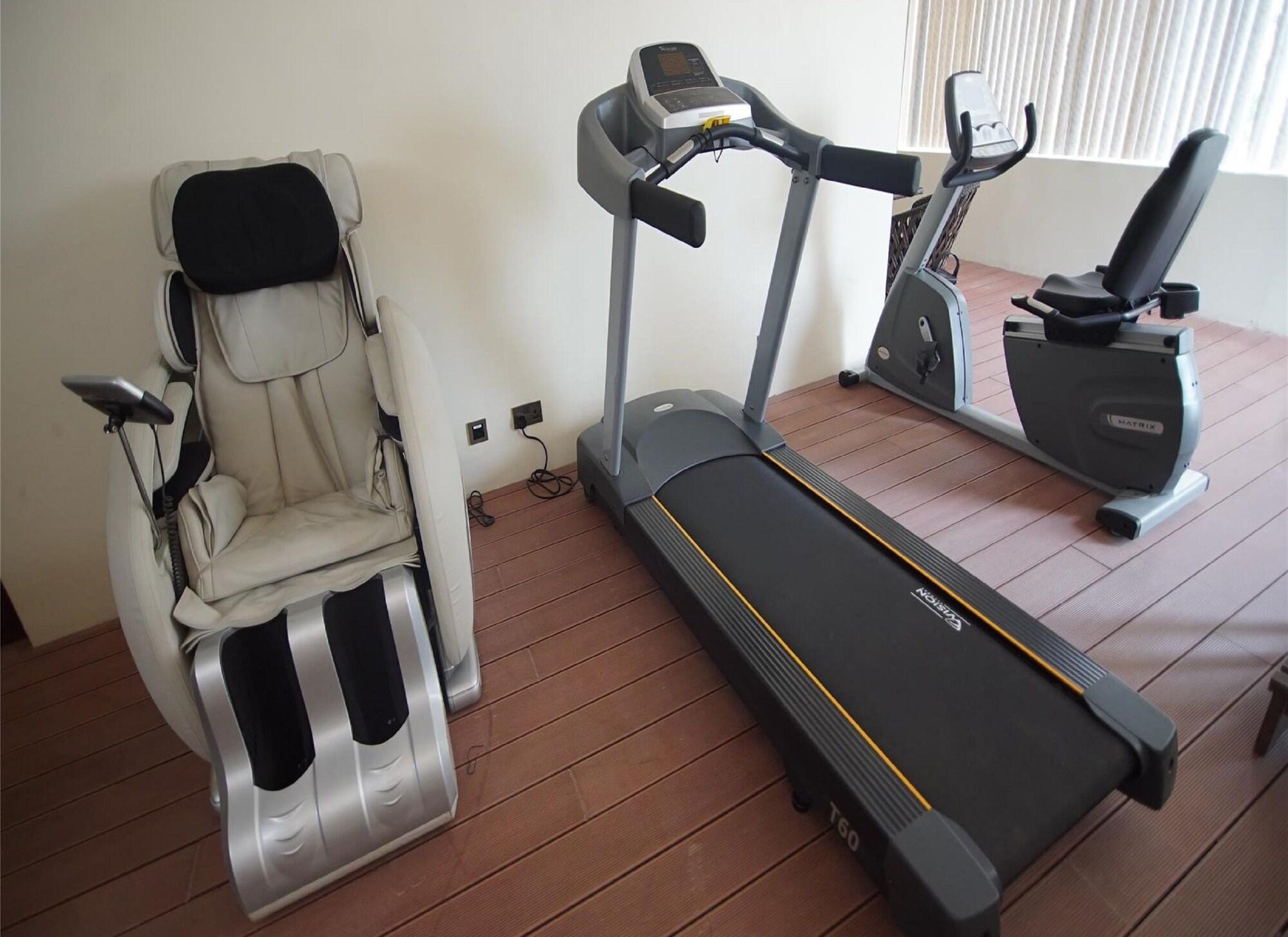 Gimnasio Pearlwort Hotel and Suites