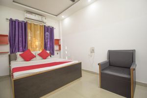 Alojamiento - OYO 27984 Hotel Debdutta