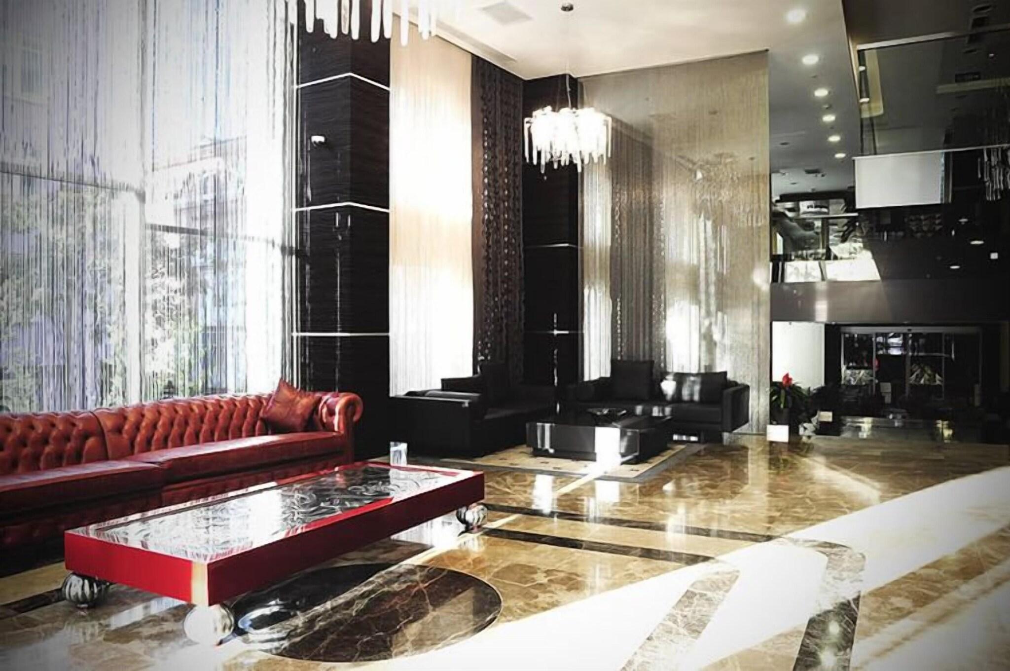 Vista Lobby Demora Hotel