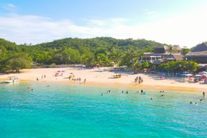 Actividad - Descubre Huatulco y conoce playa La Entrega