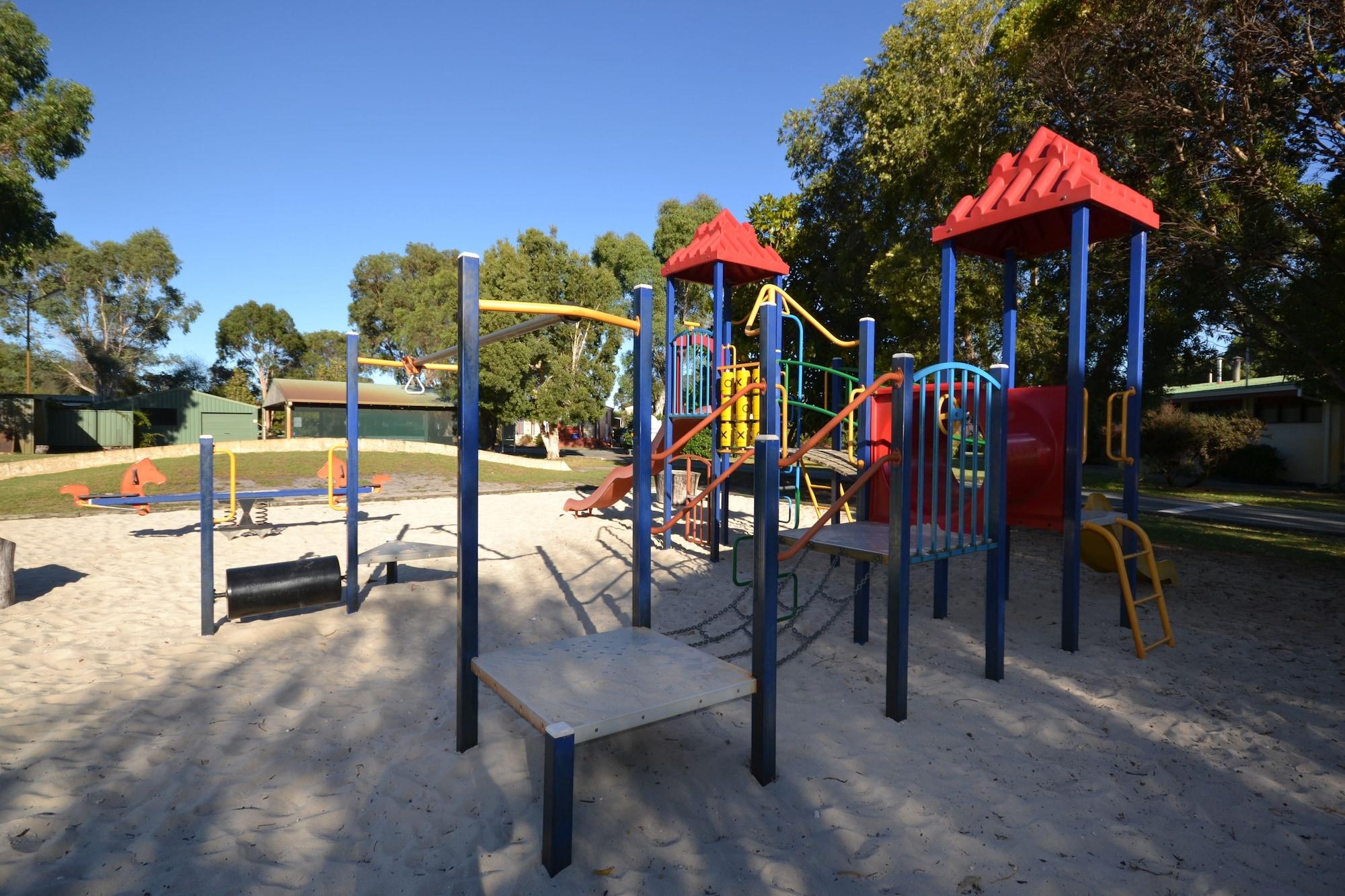 Instalaciones Recreativas Albany Holiday Park