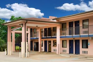 Alojamiento - Days Inn by Wyndham Camilla