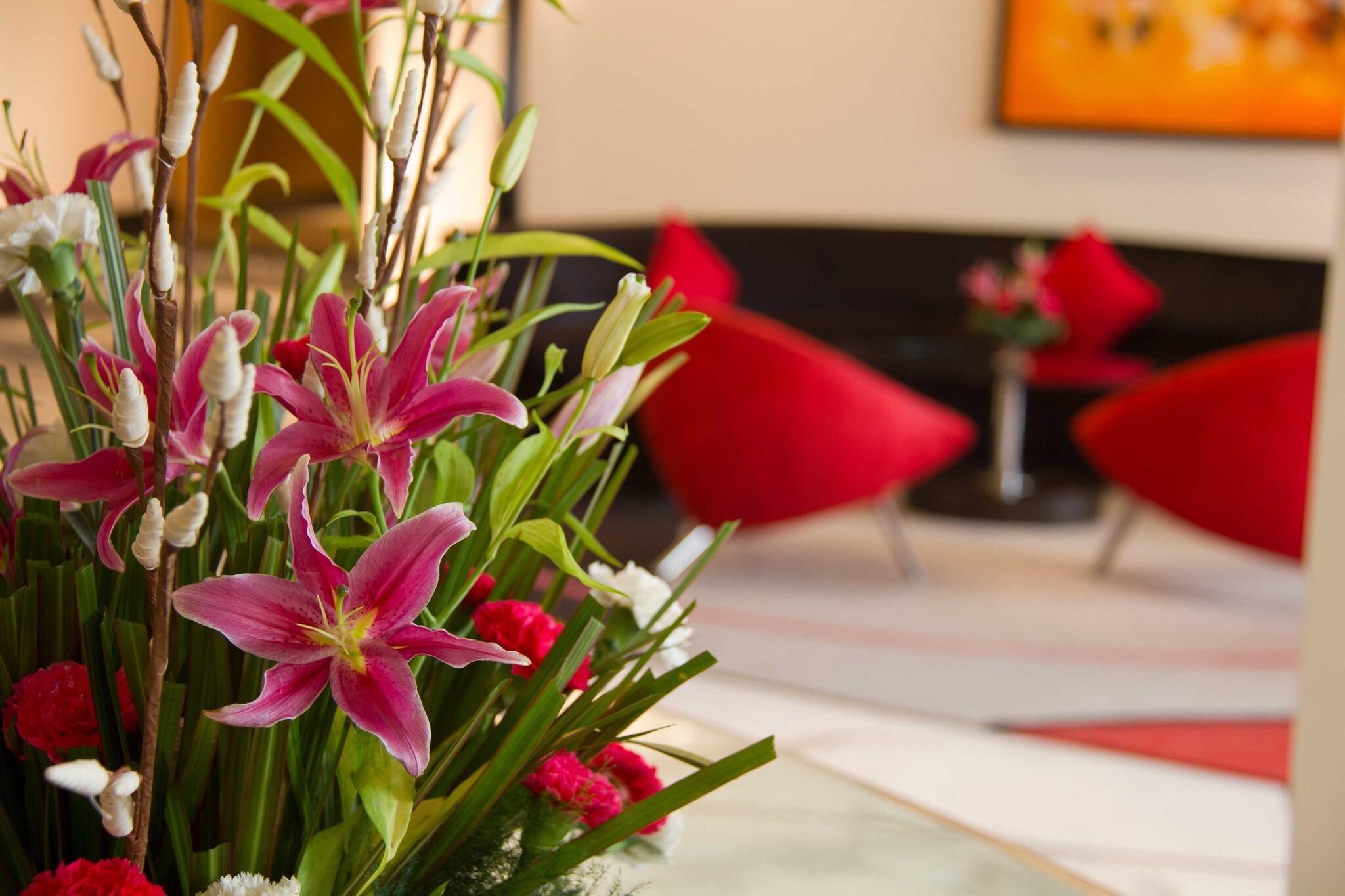 Vista Lobby Radisson Blu Marina Hotel Connaught Place