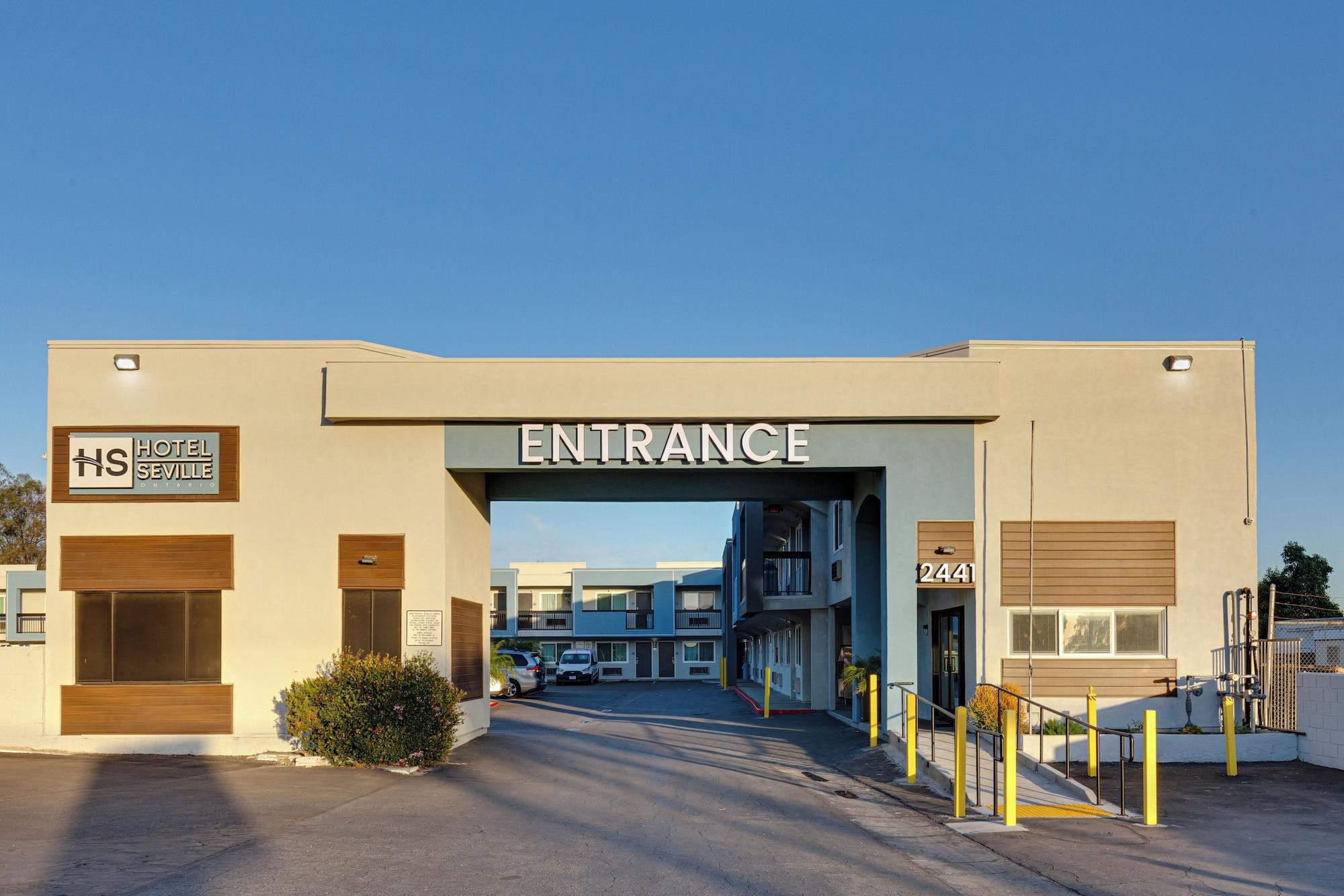 Vista Exterior Hotel Seville