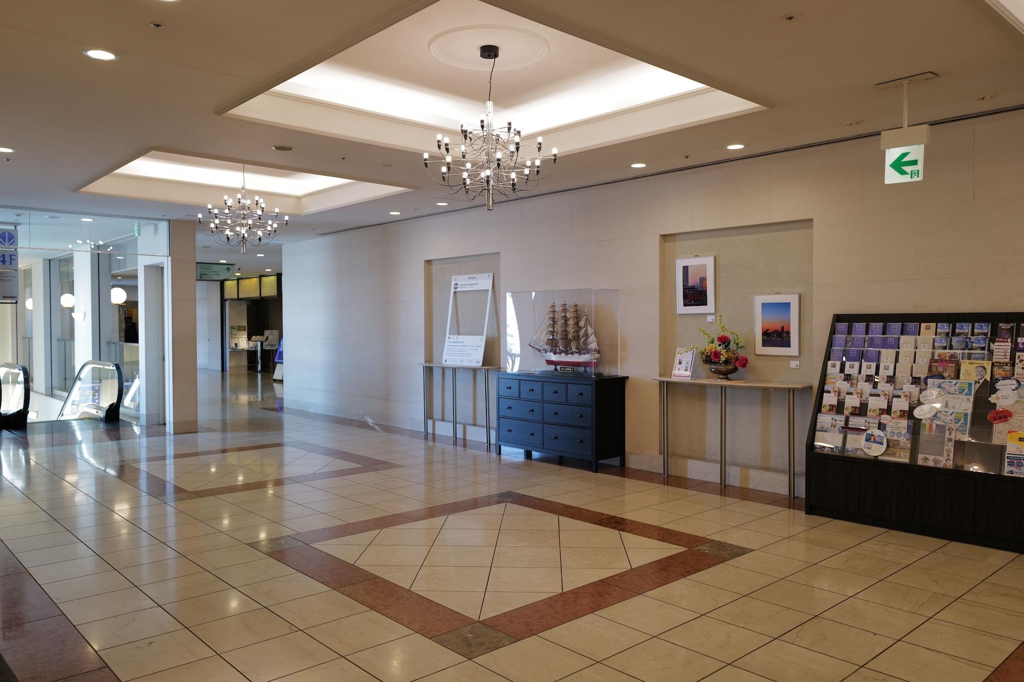 Vista Lobby Yokohama Sakuragicho Washington Hotel