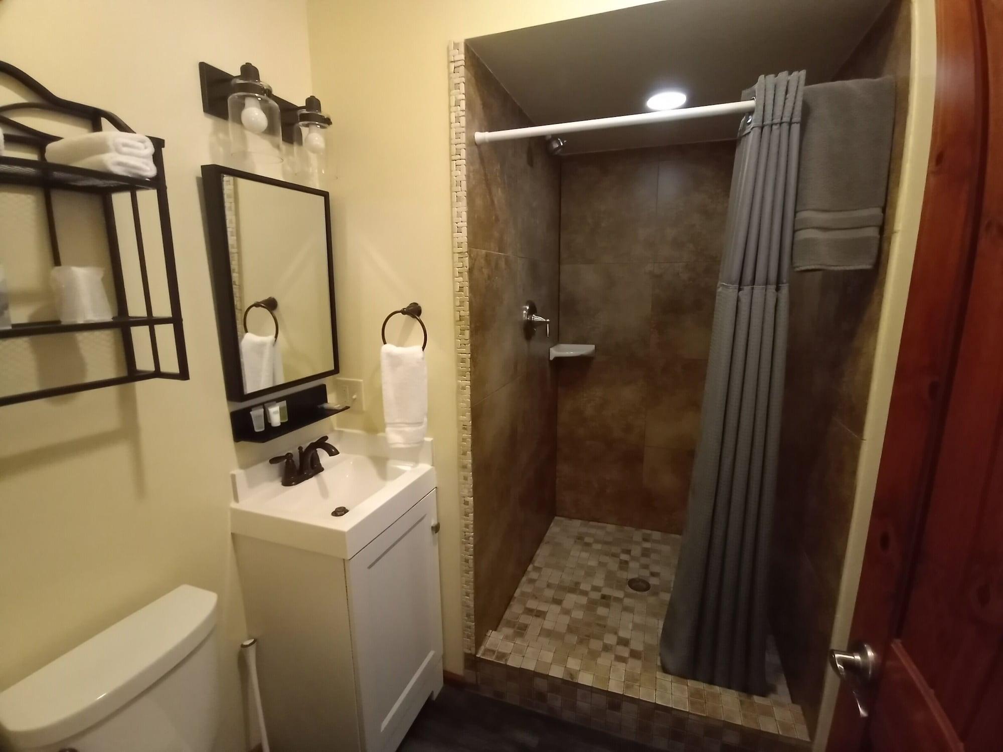 Equipamiento de Habitación Yellowstone Riverside Cottages