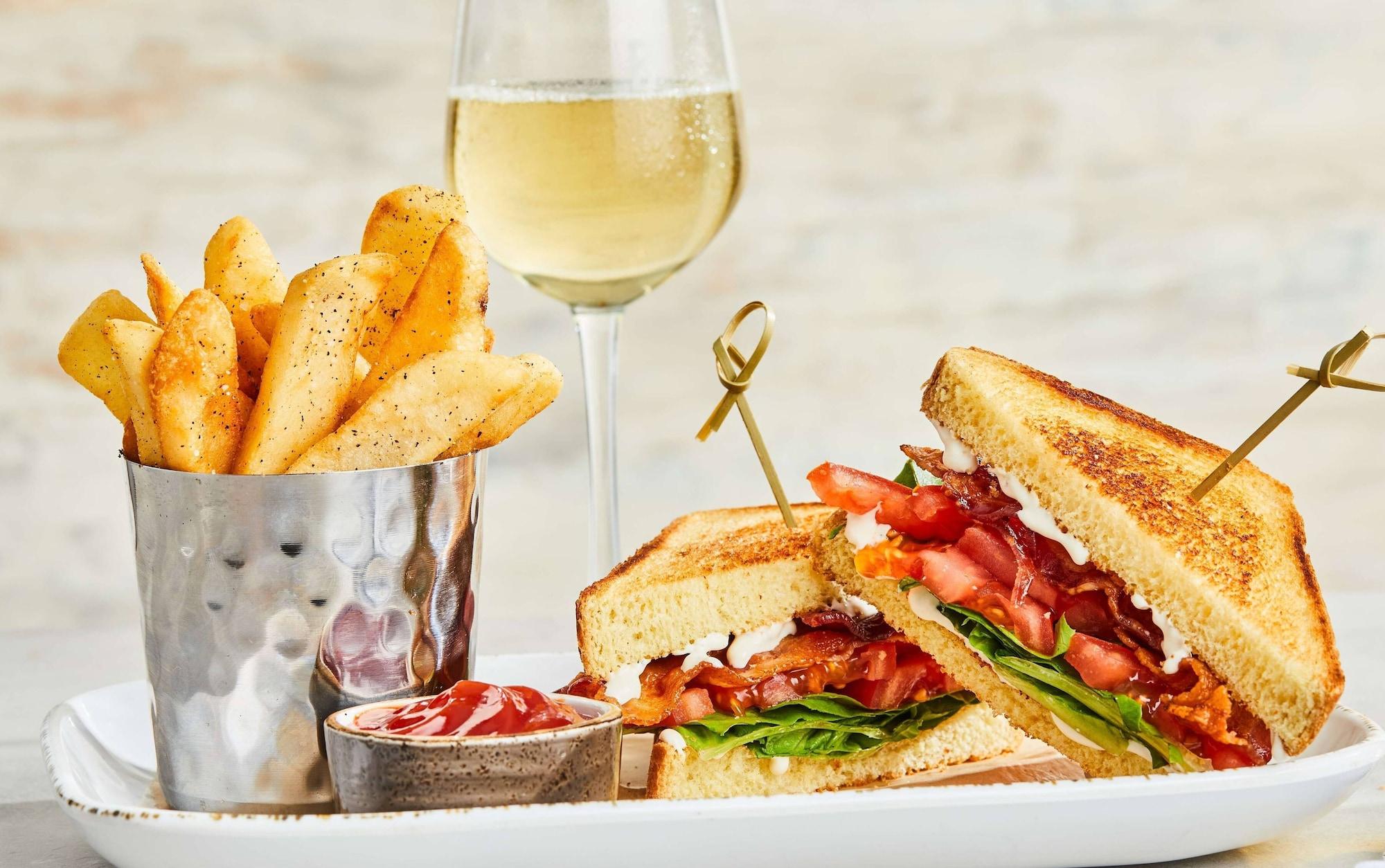 Restaurant Courtyard by Marriott Gaithersburg Washingtonian Center