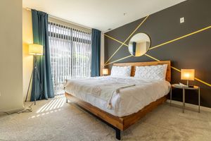 Alquiler Vacacional - Stunning 3BR Townhome Near DC/Boeing Park/Airport