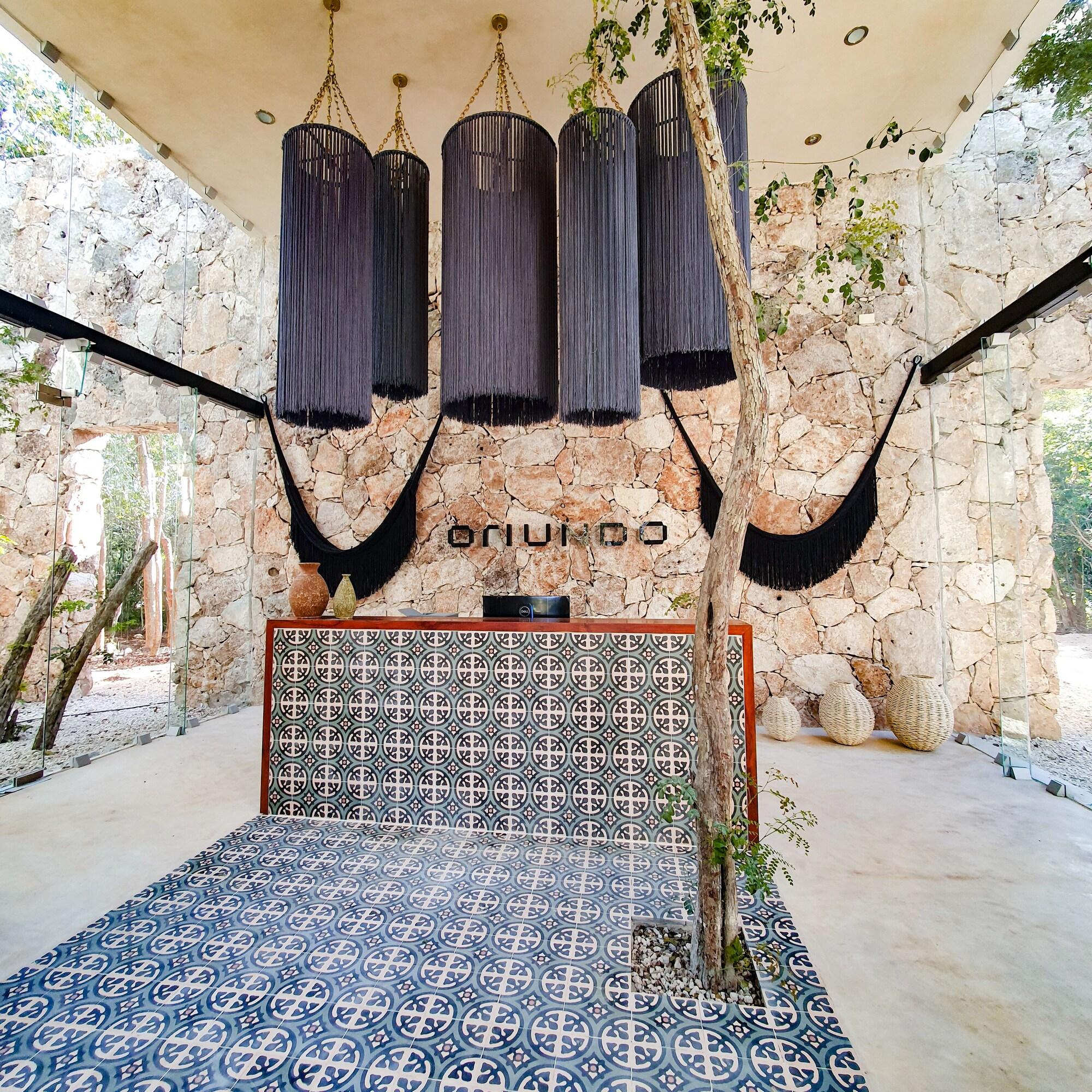 Vista Lobby Oriundo Luxury Nature Villas