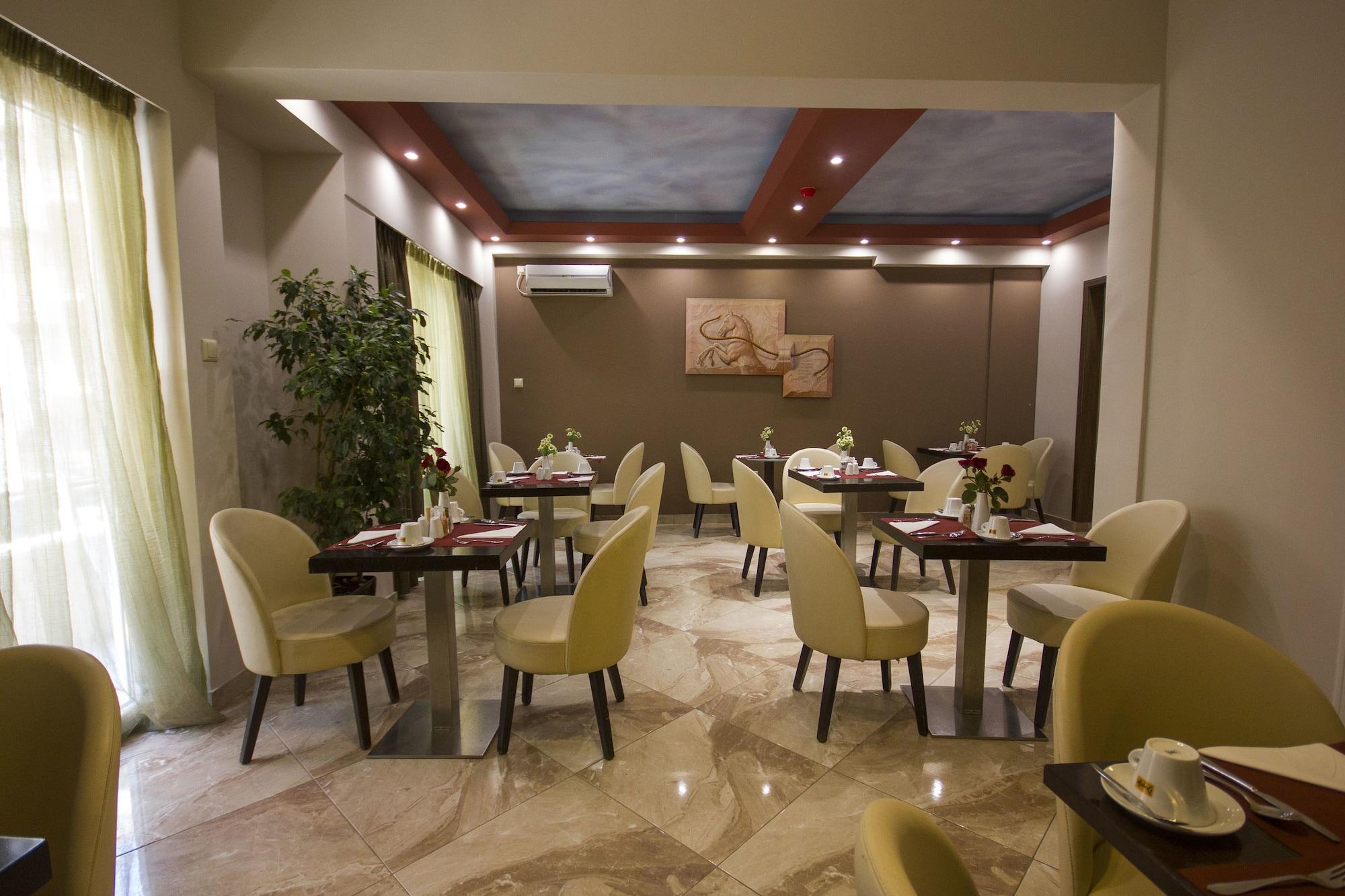 Bar/Salón Ambrosia Suites & Aparts