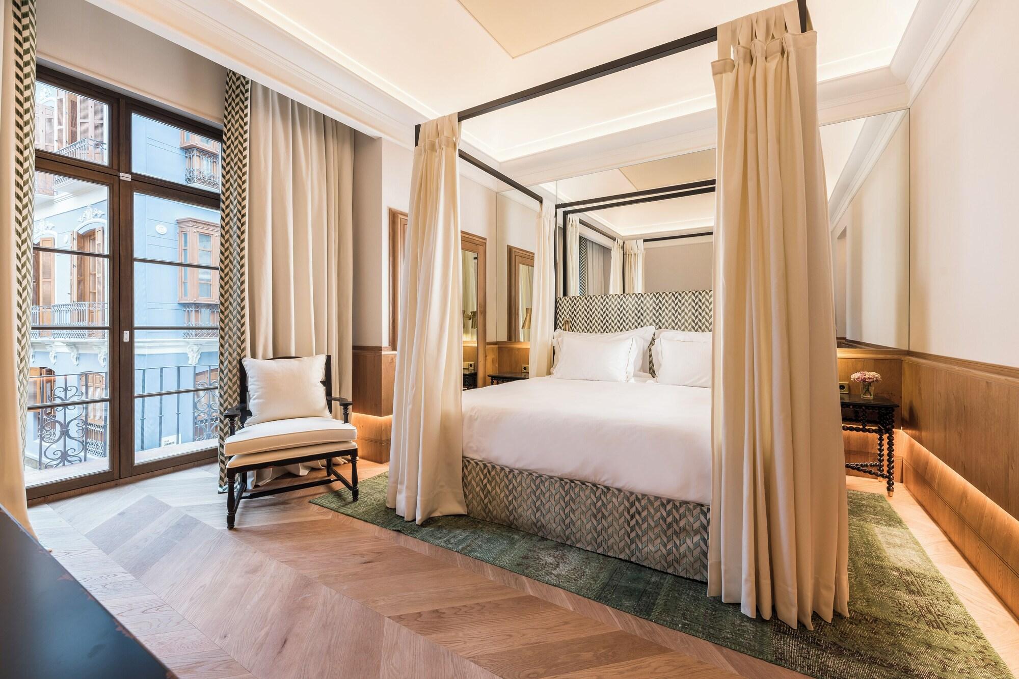 Habitación Palacio Solecio, a Small Luxury Hotel of the World