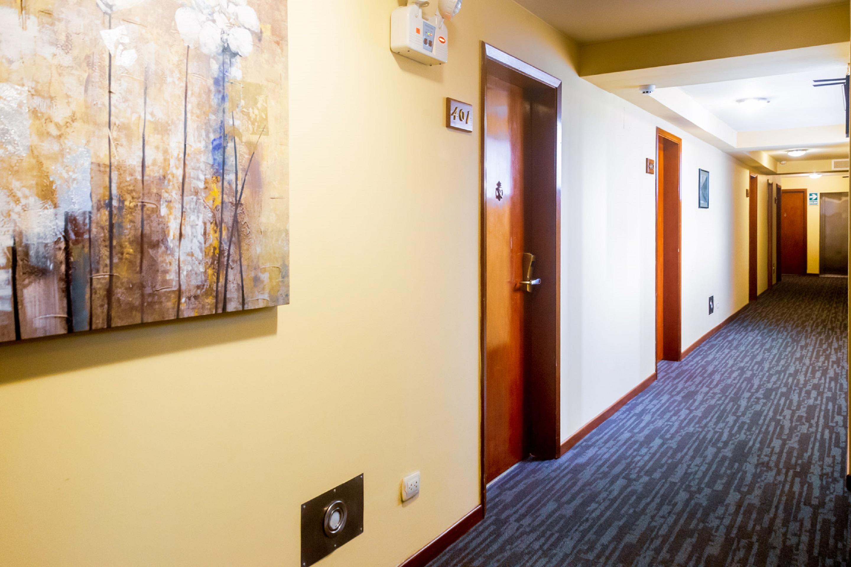 Varios Hotel Carmel