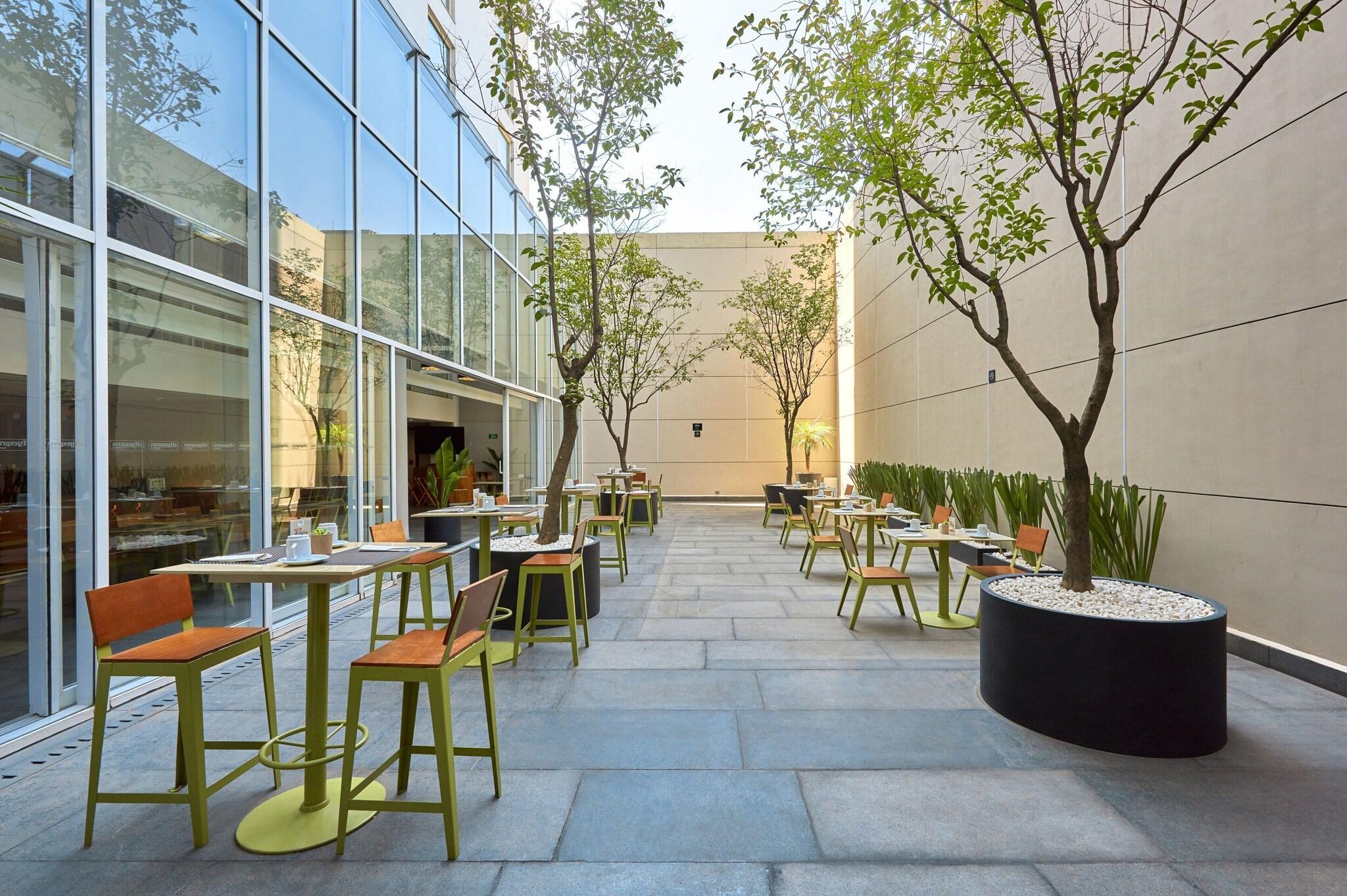 Restaurant City Express Plus by Marriott Ciudad de México Reforma El Ángel