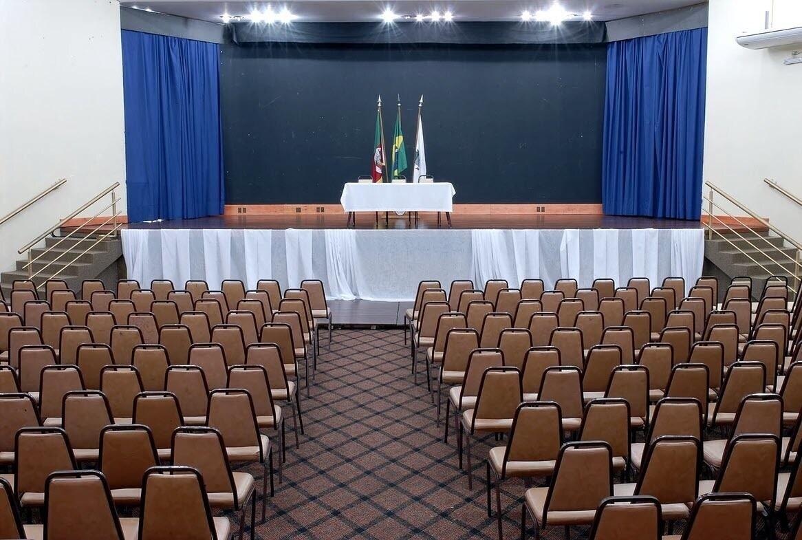 Centro de Negocios Itaimbé Palace Hotel