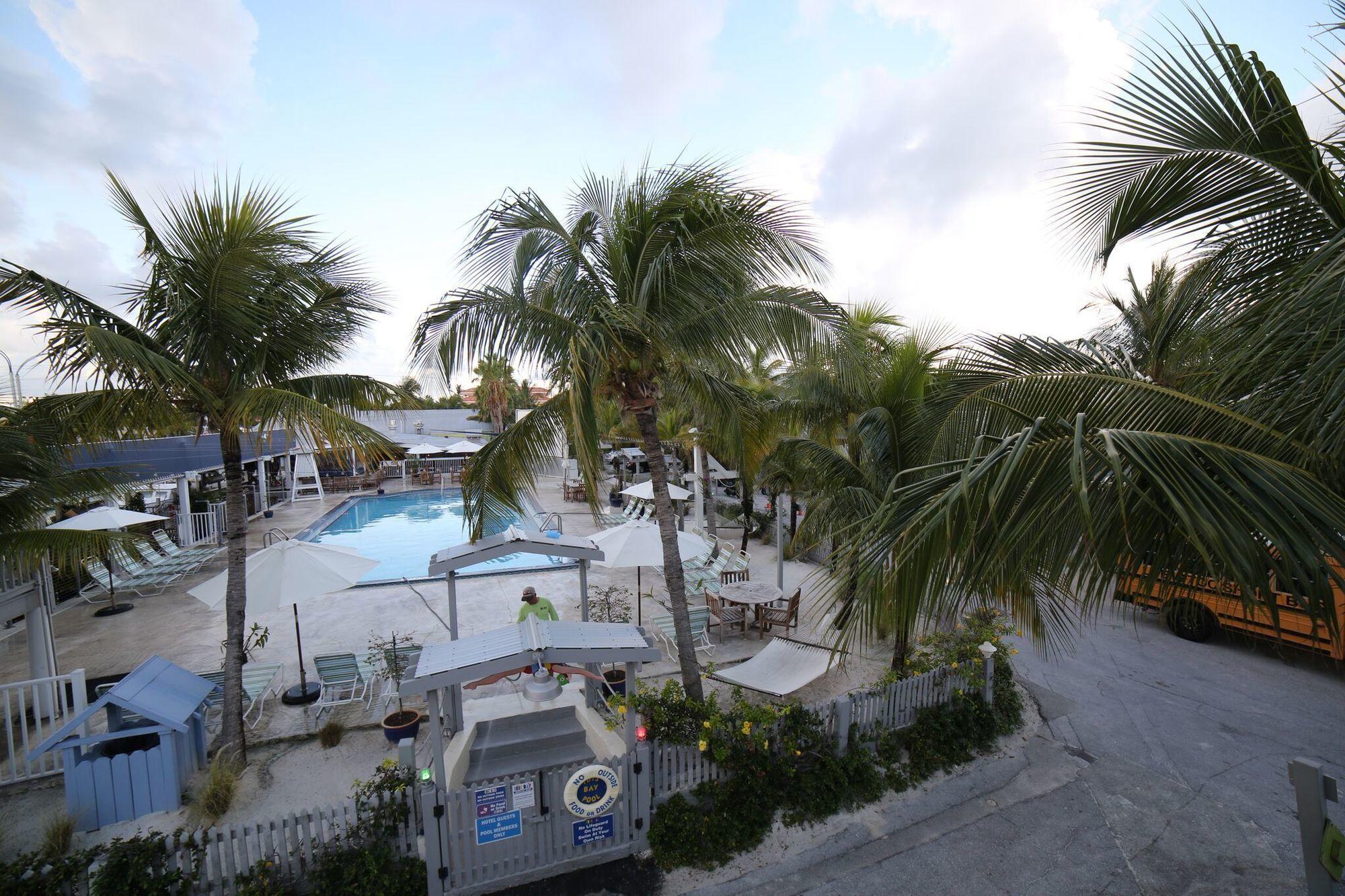 Vista da piscina Ibis Bay Beach Resort