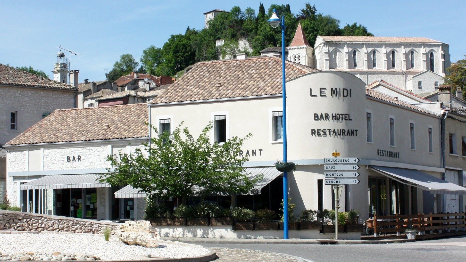 Varios Hôtel le Midi