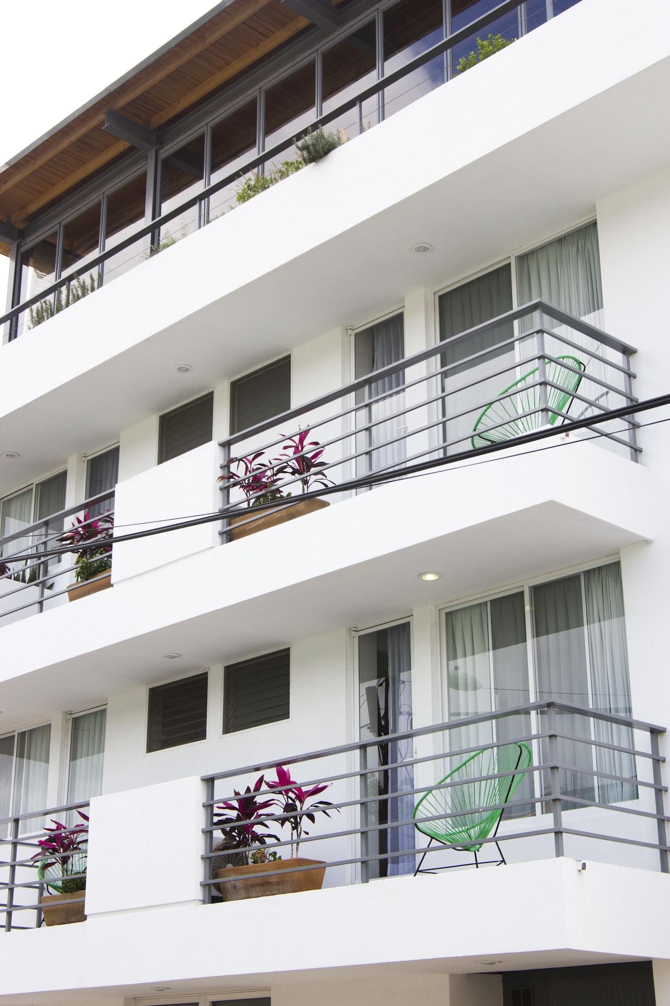 Vista Exterior Hostal Tres Central