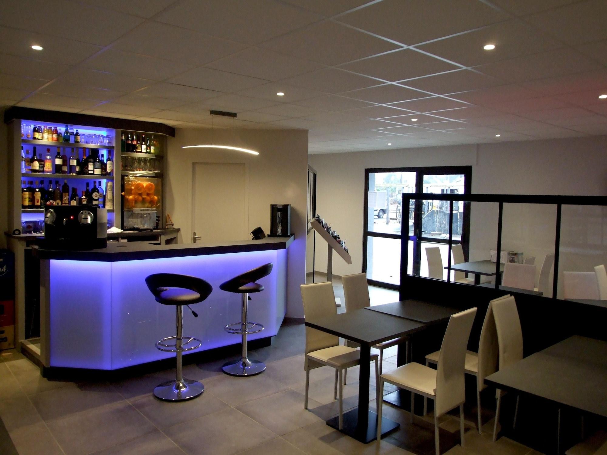 Bar/Salón Hôtel de la Baie de Paimpol