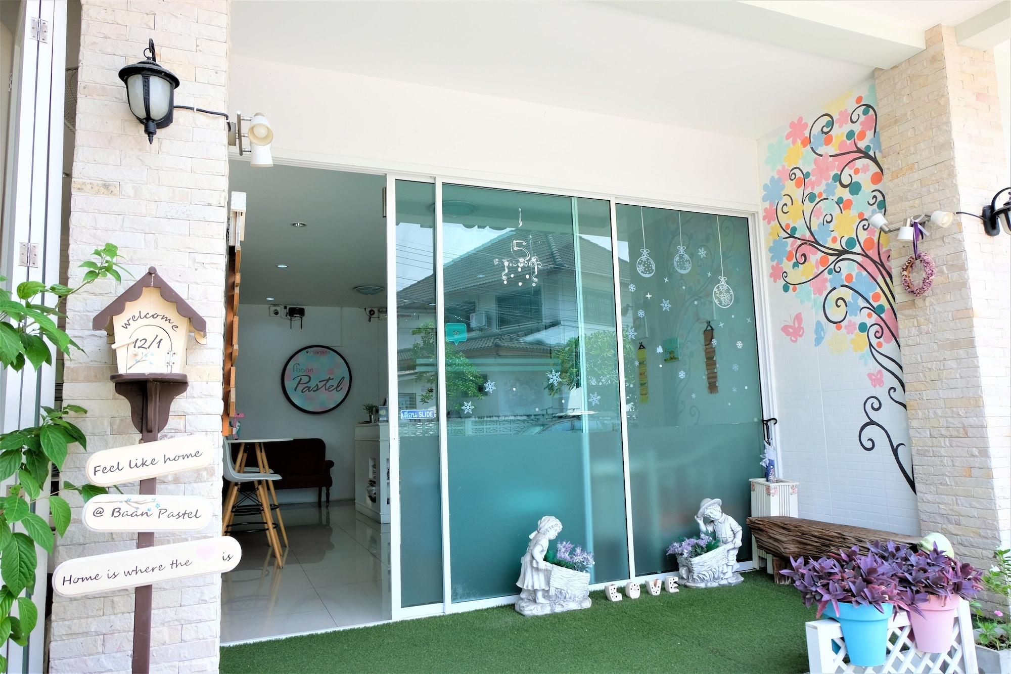 Vista Exterior Noble Baan Pastel