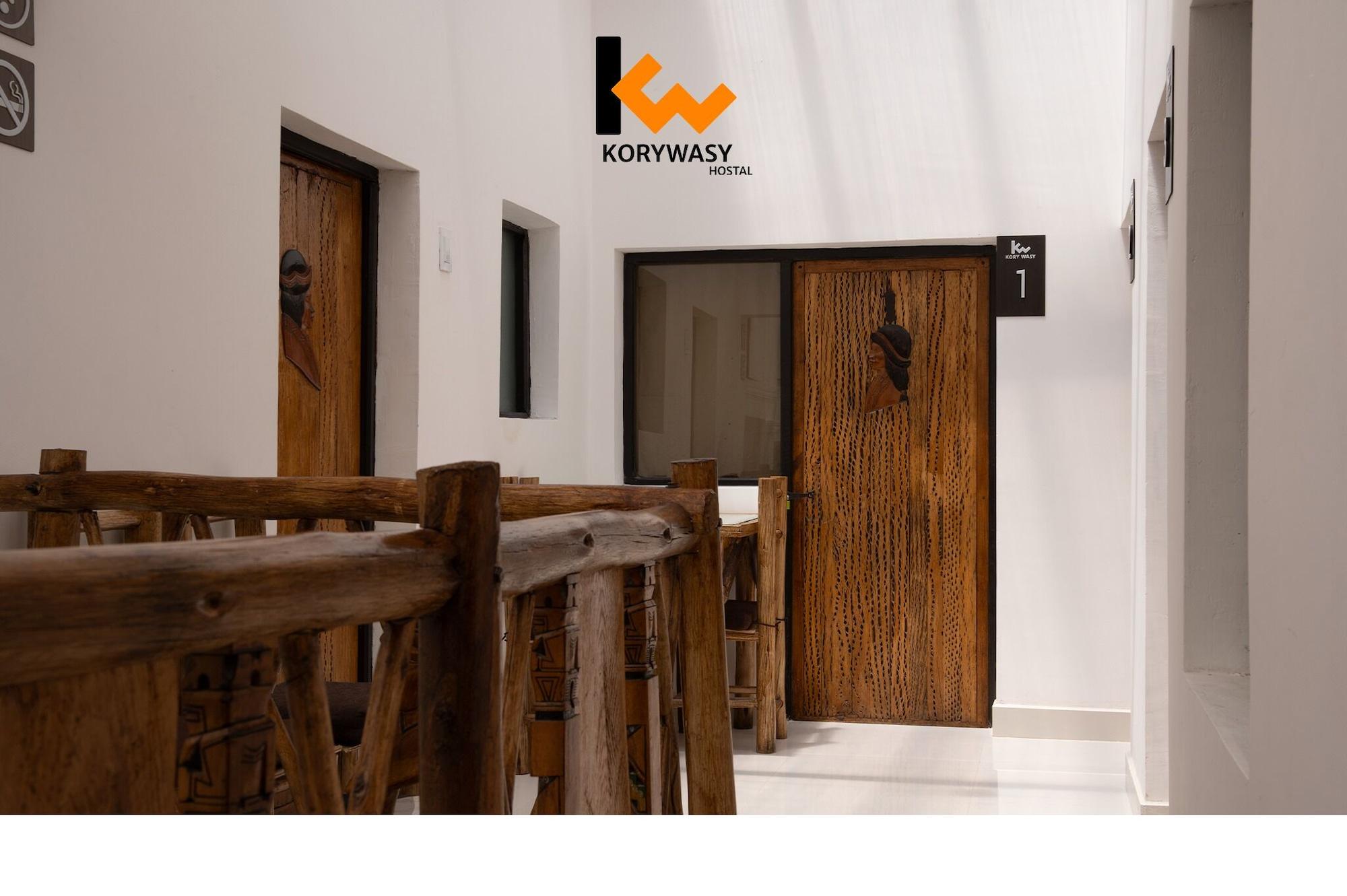Varios Hostal KoryWasy