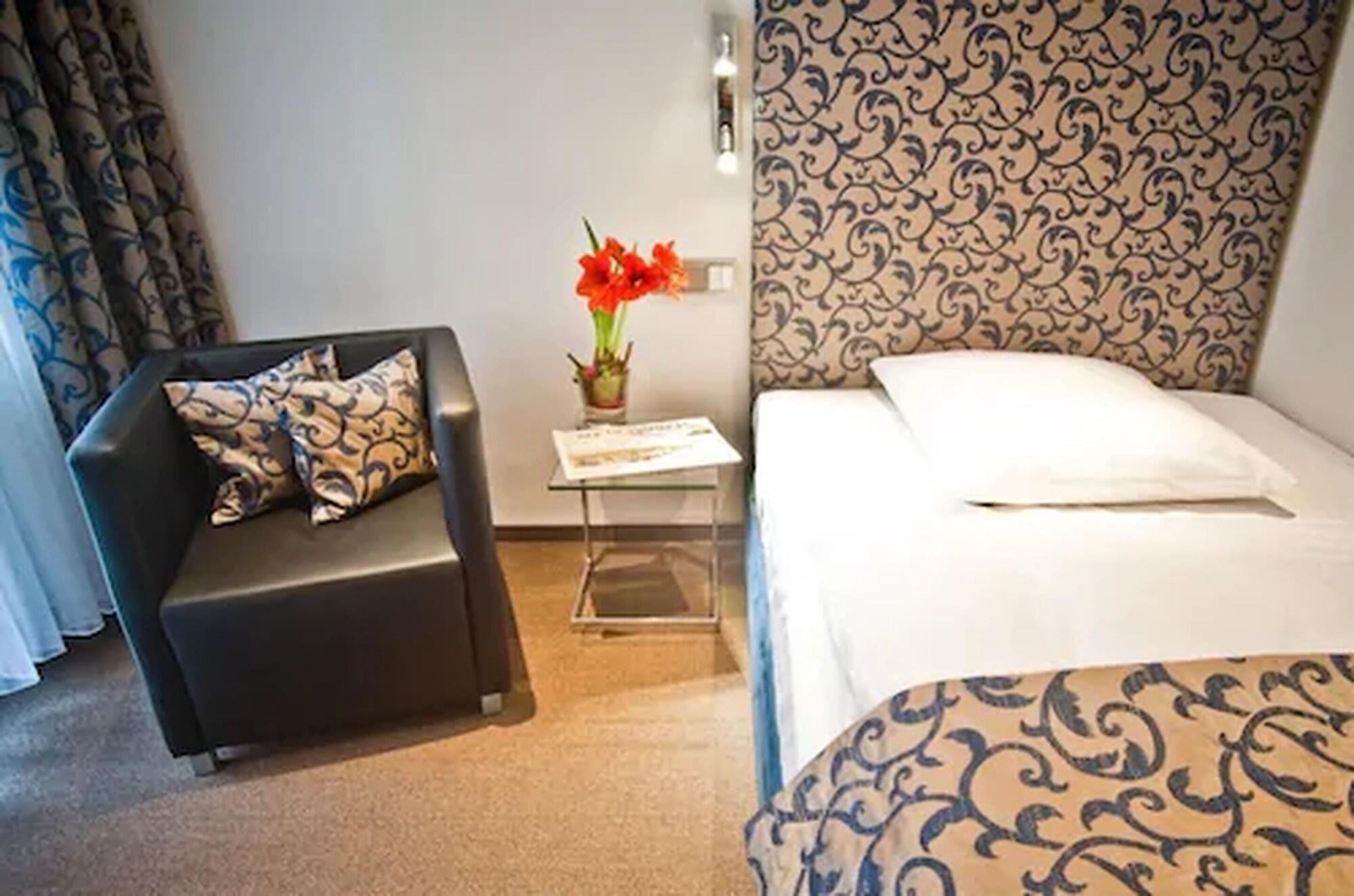 Varios Hotel Alt Tegel