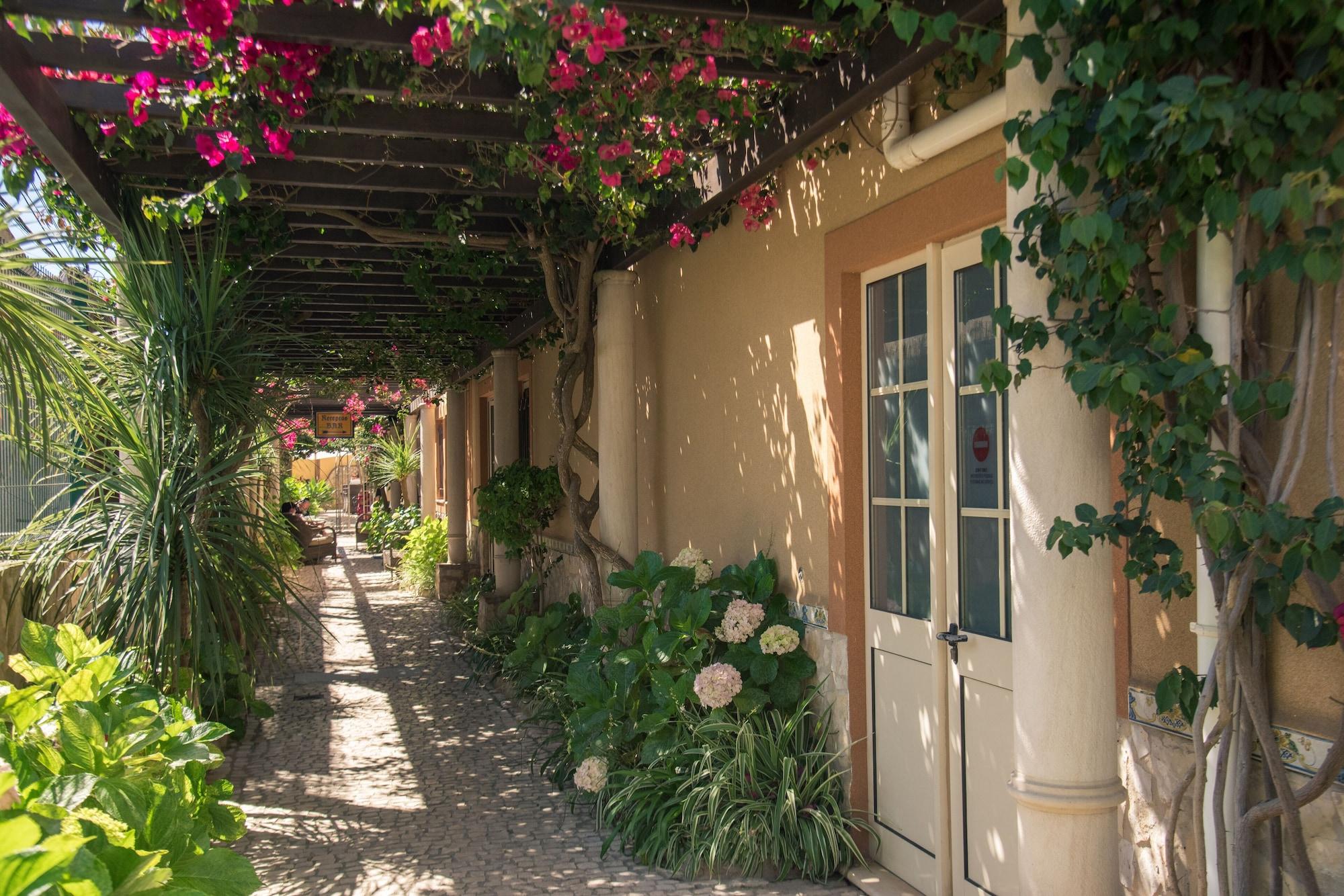 Vista Exterior Guesthouse D. Manuel I - Adults only
