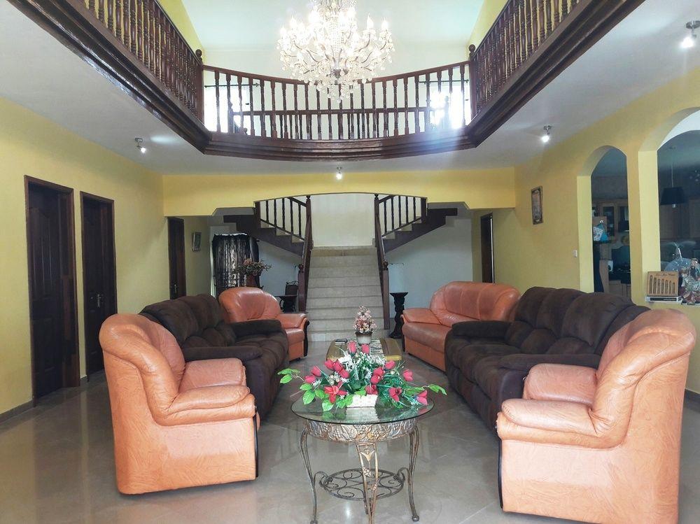 Vista Lobby Pallagino Guest House
