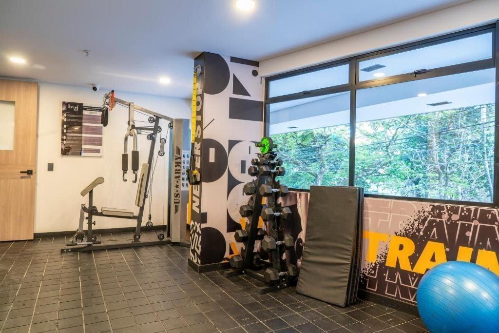 Gimnasio LINVING 35 8TH FLOOR VIP