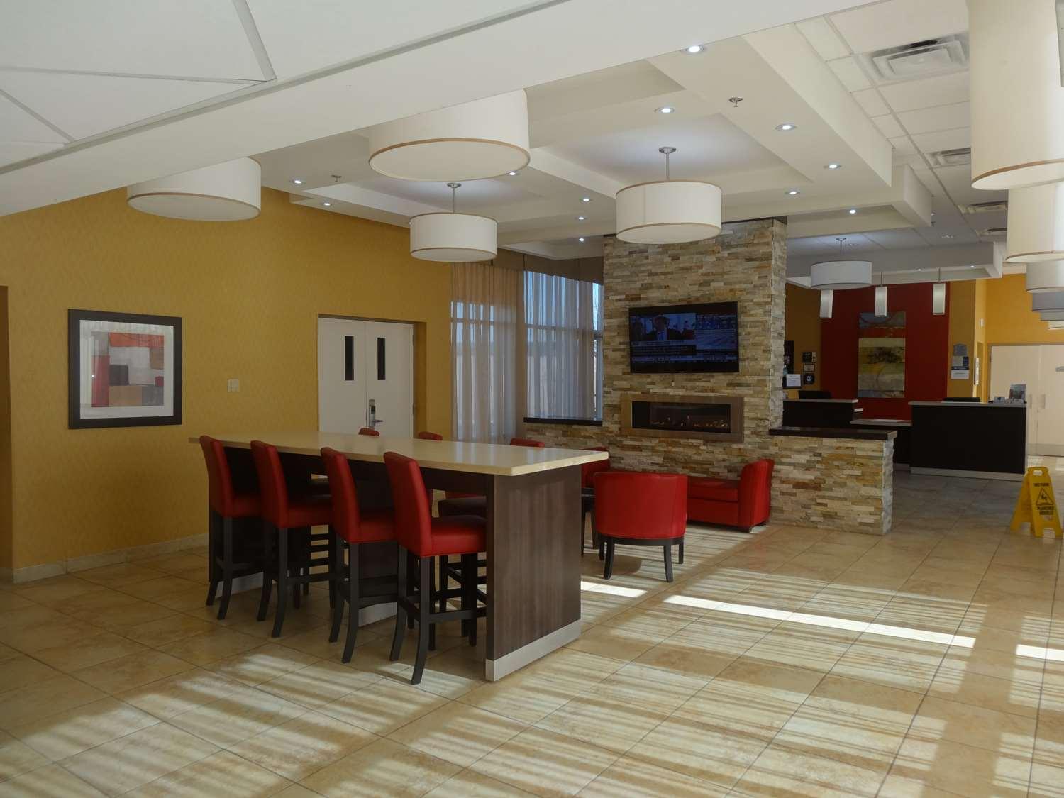 Vista Lobby Best Western Plus Bowmanville