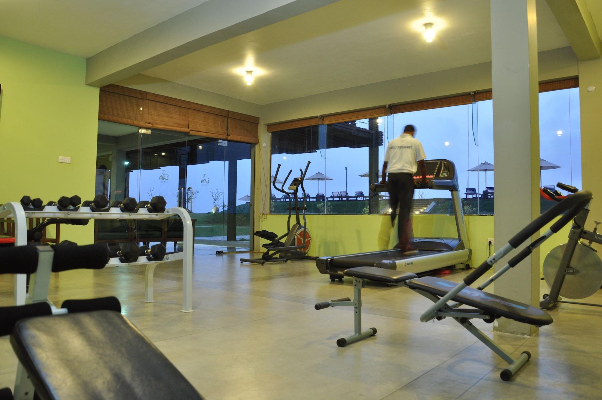 Gimnasio Laya Safari